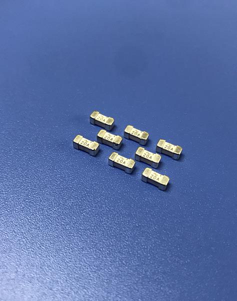 方形贴片保险丝